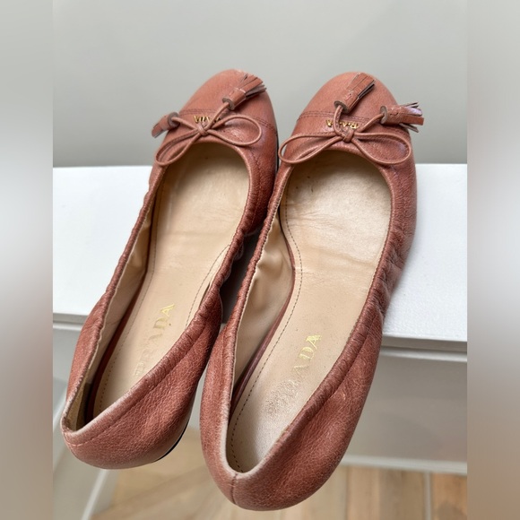 Size 6 PRADA pink ballet flats - Picture 2 of 6